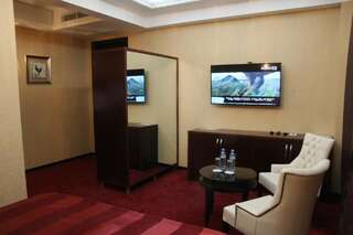 Отель Marionn Hotel Тбилиси Улучшенный двухместный номер с 1 кроватью-10