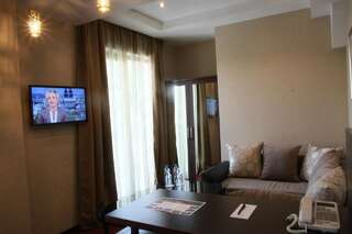Отель Marionn Hotel Тбилиси Улучшенный люкс-10