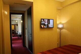 Отель Marionn Hotel Тбилиси Улучшенный люкс-13