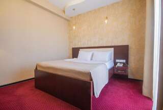 Отель Marionn Hotel Тбилиси Улучшенный люкс-3